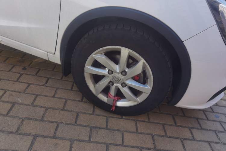 Used Baojun 310W 2017 1.5L Manual Fashion Model China V