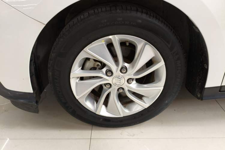 Used Buick Velite 6 2020 Plug-in Hybrid Connected Fashion Model
