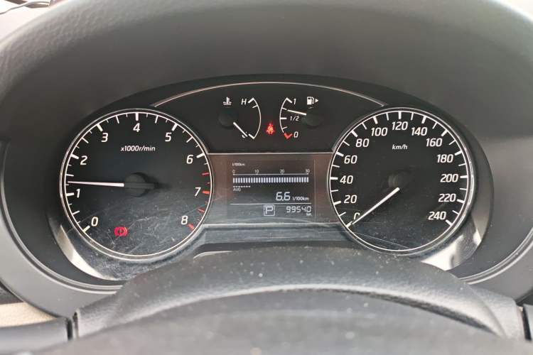 Used Nissan Tiida 2016 1.6L CVT Joyride Edition Instrument Cluster