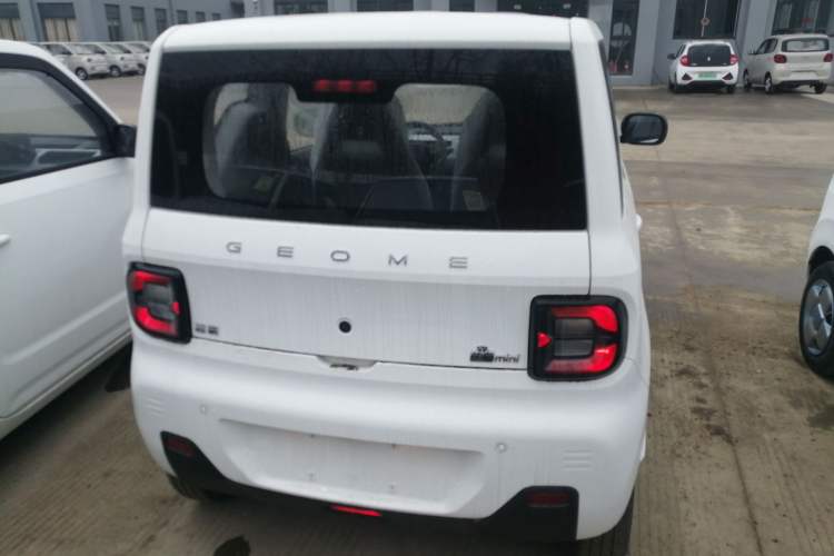 Used Geely Galaxy Panda 2024 Panda Mini 200km Endurance Bear