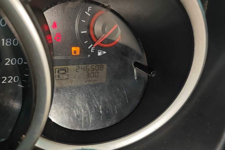 Used Nissan Sylphy 2009 1.6XE Automatic Comfort Edition Odometer Close Up