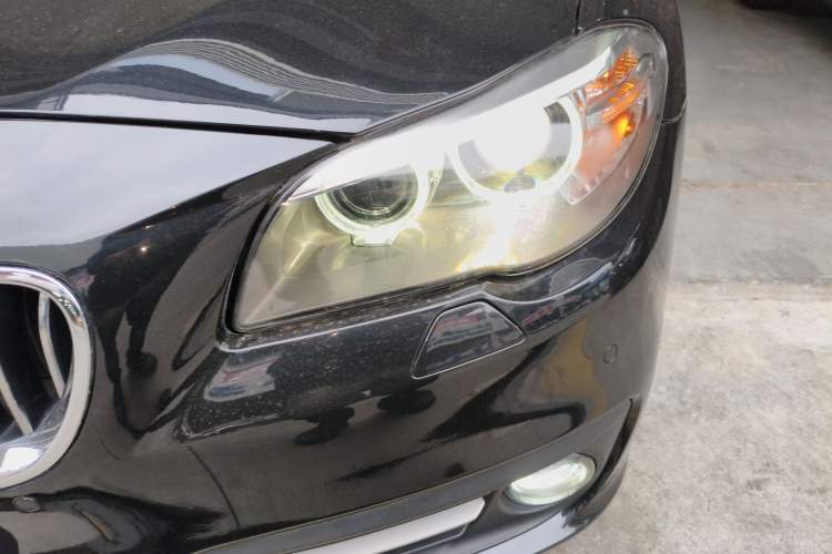 Used BMW 5 Series 2017 525Li Leading Model
