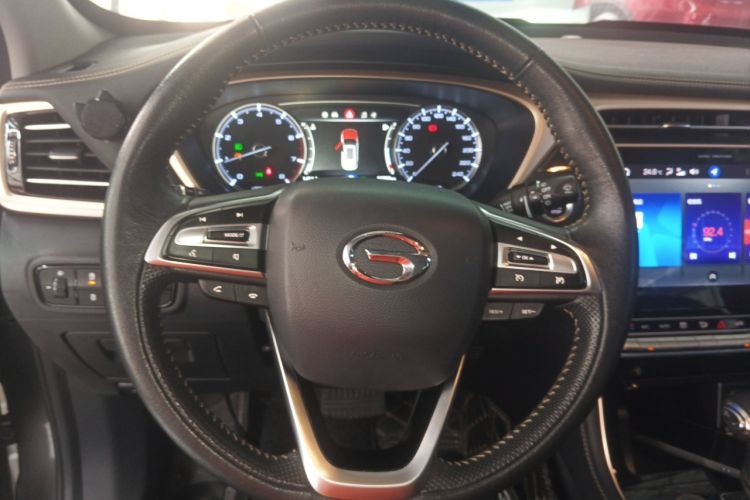 Used GAC Trumpchi GS5 2019 270T Automatic Luxury Edition Steering Wheel