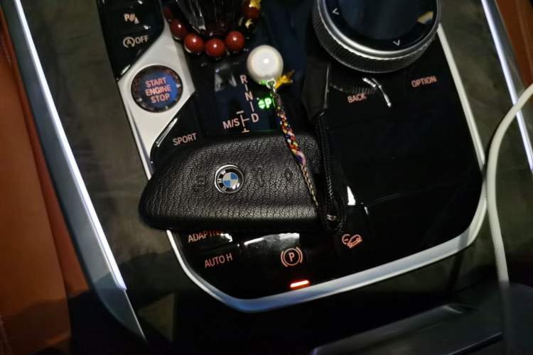 Used BMW X5 2022 xDrive 30Li Luxury M Sport Package
