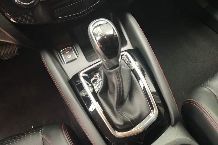 Used Nissan Qashqai 2019 2.0L CVT Smart Enjoyment Version Gear Lever