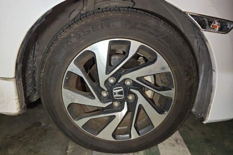 Used Honda Civic 2016 220TURBO CVT Luxury Edition
