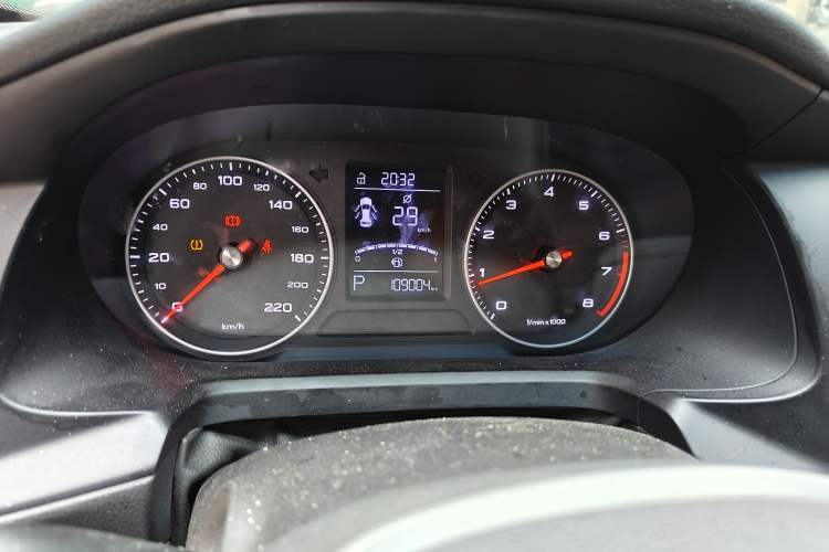 Used Roewe 360 2018 PLUS 1.5L Automatic Luxury Edition Instrument Cluster