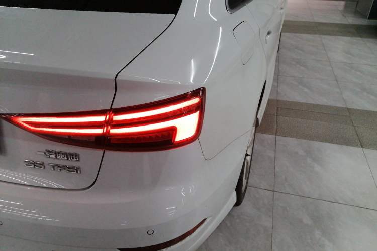 Used Audi A3 2020 Limousine 35 TFSI Fashion Edition China VI Emission Standard