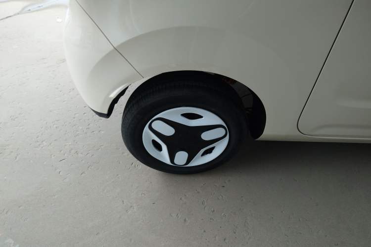 Used Geely Galaxy Panda 2025 210 km – Yuanqi Bear
