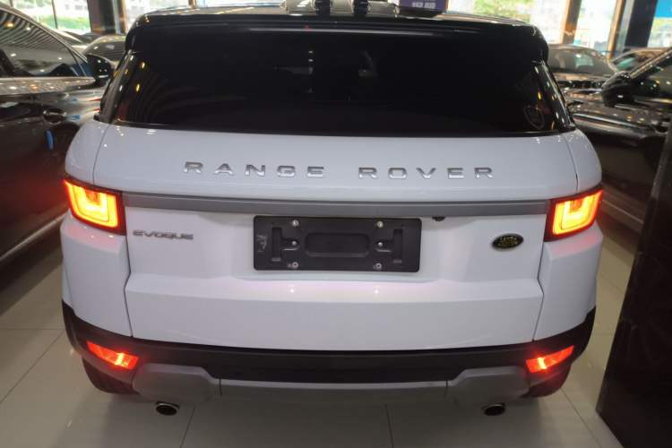 Used Land Rover Range Evoque 2018 240PS PURE Style Edition
