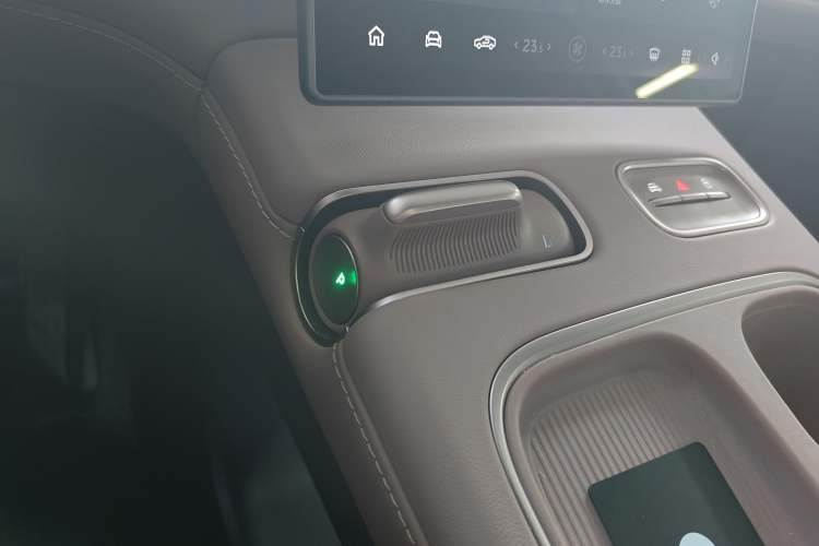 Used Nio EC6 2023 75 kWh
