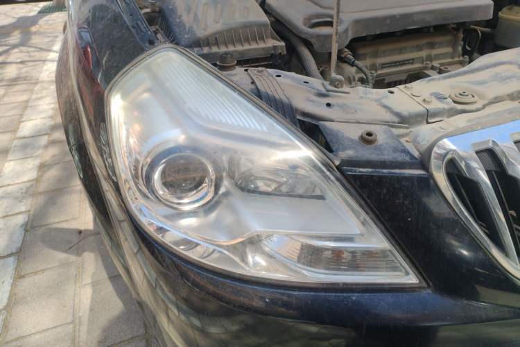 Used Buick Excelle 2015 1.5L Manual Classic Trim
