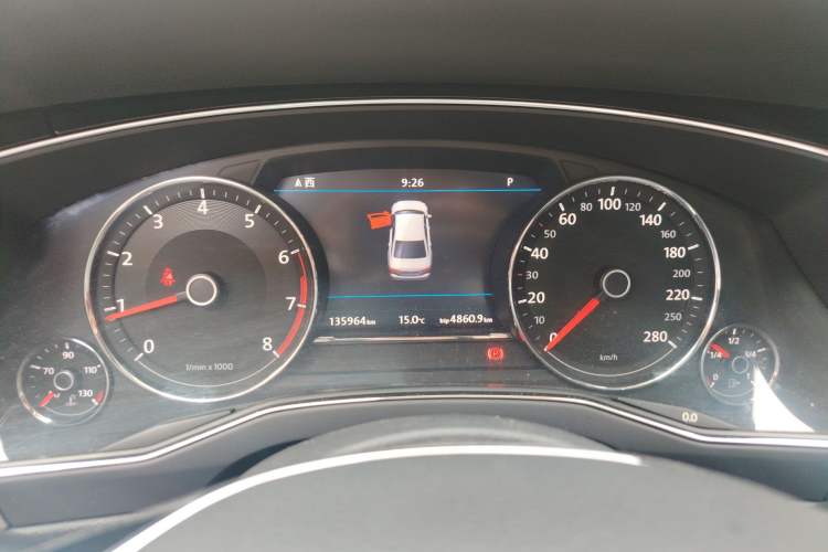 Used Volkswagen Phideon 2018 Revised Version 380TSI Two-Wheel Drive Luxury Edition Instrument Cluster