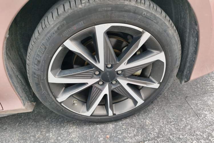 Used AION S Plus 2022 80 Tech Edition
