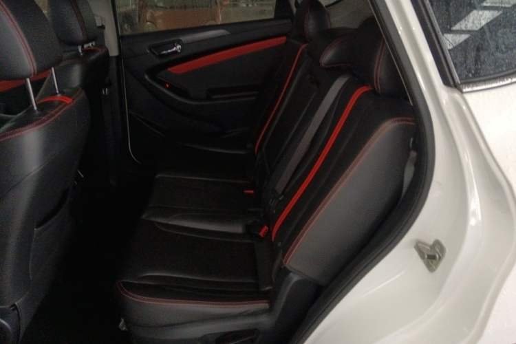 Used Dongfeng Fengon 580 2021 Revised ☆ Star Edition 1.5T Automatic Luxury Version
