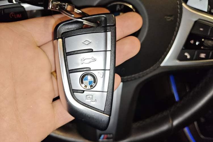 Used BMW X5 2020 xDrive40i Luxury Model with M Sport Package
