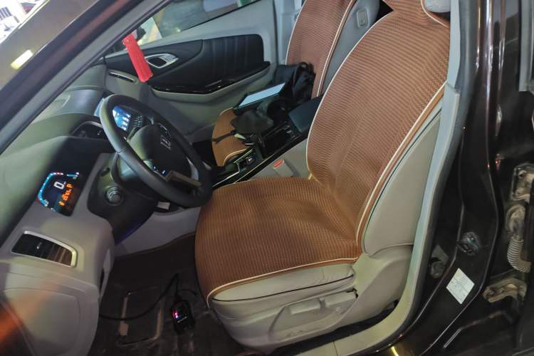 Used Luxgen 5 2015 1.8T Automatic ZhiZun Model
