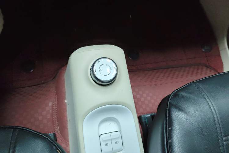 Used Wuling Hongguang MINIEV 2024 3rd Generation 215km Advanced Version