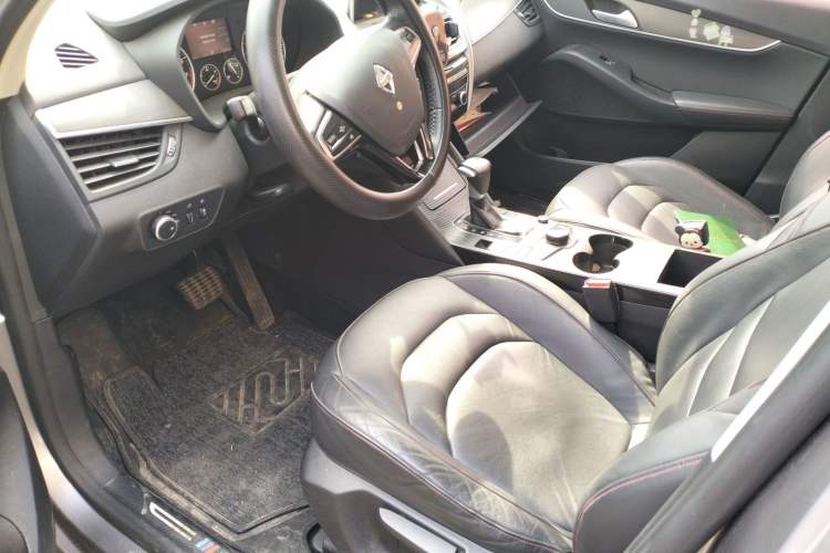 Used BORGWARD BX5 2017 25TGDI Automatic Two-Wheel Drive Sharp Model
