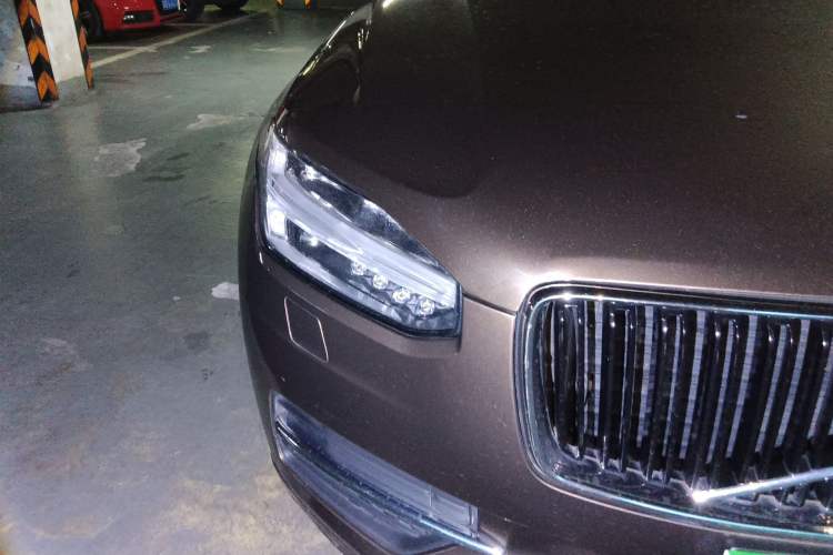 Used Volvo XC90 2015 T6 Zhiya Edition 7-seater Right Front Headlight