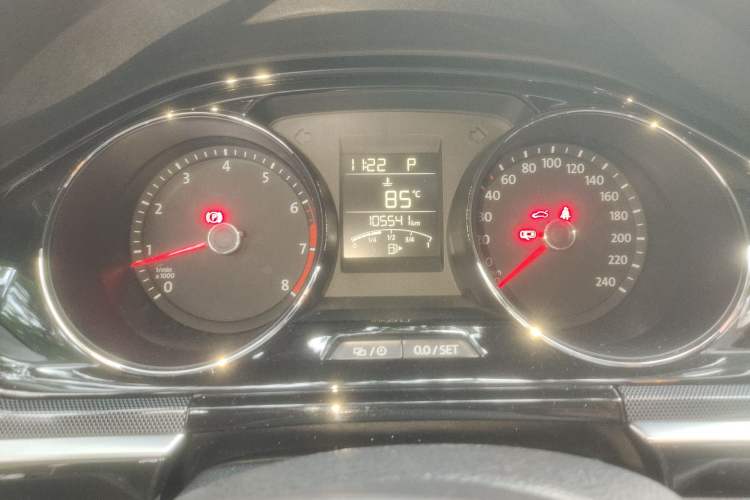 Used Volkswagen C-TREK 2017 230TSI DSG Luxury Model