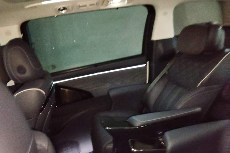 Used GAC Trumpchi Xiangwang M8 2025 Kunkun Series Max Luxury Cabin
