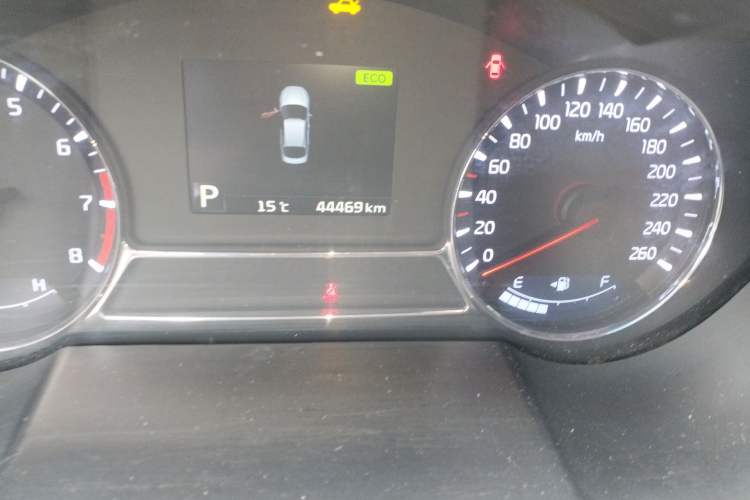 Used Kia K5 2014 2.0L Automatic LUXURY
