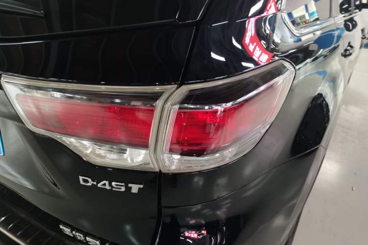 Used Toyota Highlander 2015 2.0T Two-Wheel Drive Elite Edition 5 Seats Right Rear Taillight