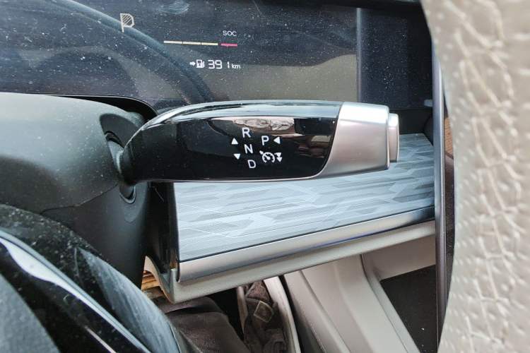 Used NETA S 2022 Pure Electric 715 km Range Rear-Wheel Drive Mid-Range Version