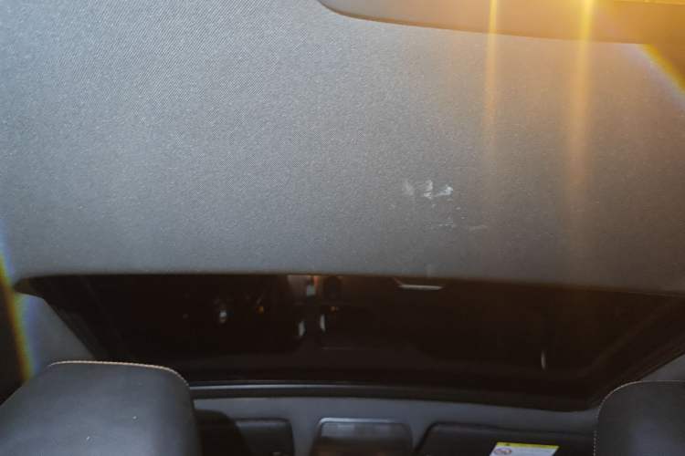 Used Volkswagen FAW-Volkswagen CC 2015 2.0 TSI Ultimate Model Headliner