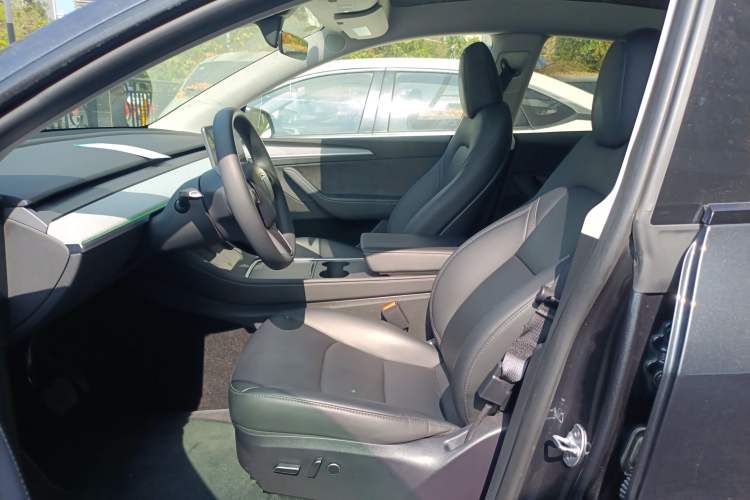 Used Tesla Model Y 2024 Rear-Wheel-Drive Version