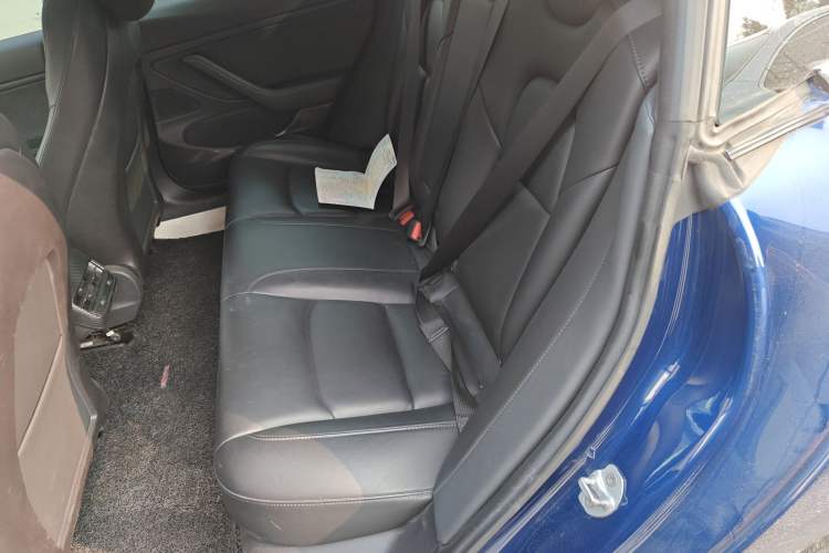 Used Tesla Model 3 2019 Long-Range Rear-Wheel-Drive Version