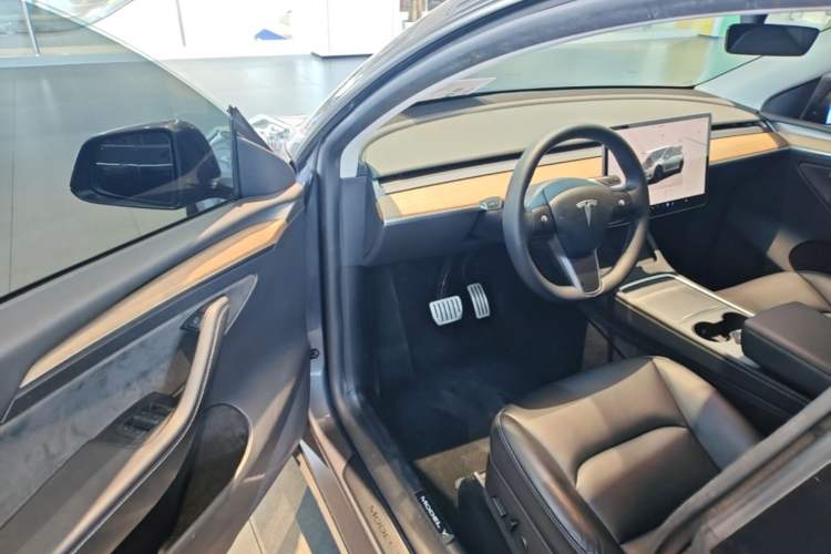 Used Tesla Model Y 2021 Performance High-Performance All-Wheel-Drive Version Driver Seat