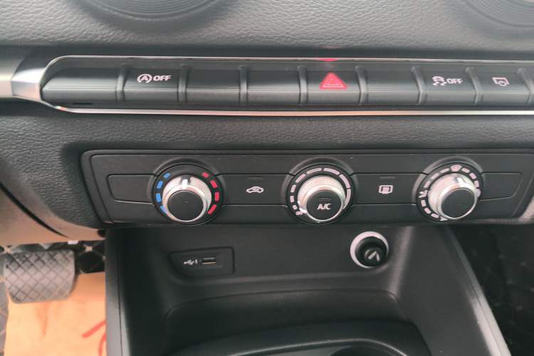 Used Audi A3 2020 Restyled Limousine 35 TFSI Ambition Version China VI
