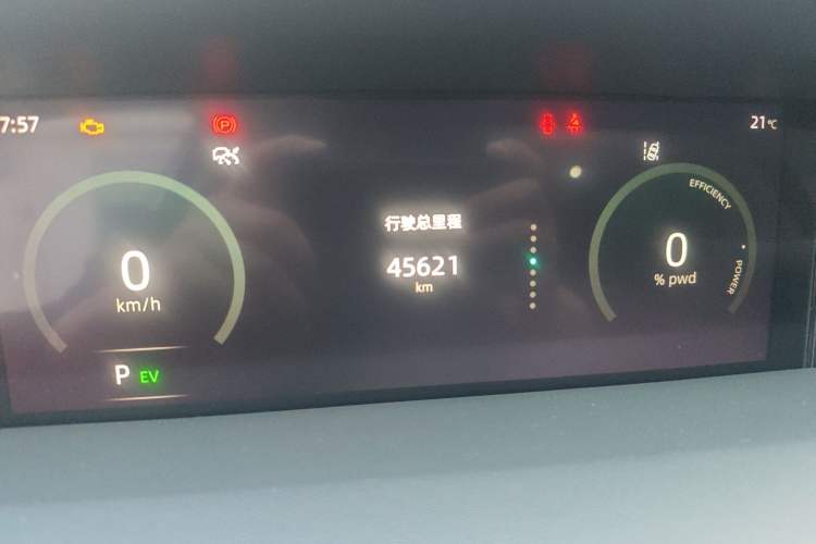 Used CHANGAN UNI-K iDD 2023 Smart Electric iDD 1.5T 135km Smart Leading Model Odometer Close Up