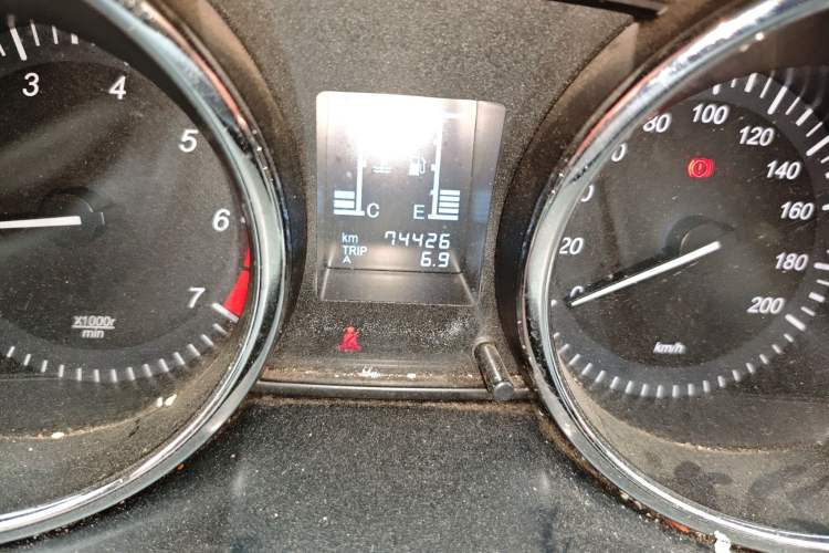 Used HYOSOW S3 2017 1.5L Manual Luxury Model