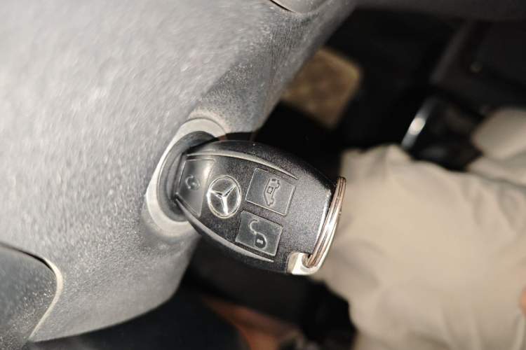 Used Mercedes-Benz Vito 2016 2.0T Business Edition
