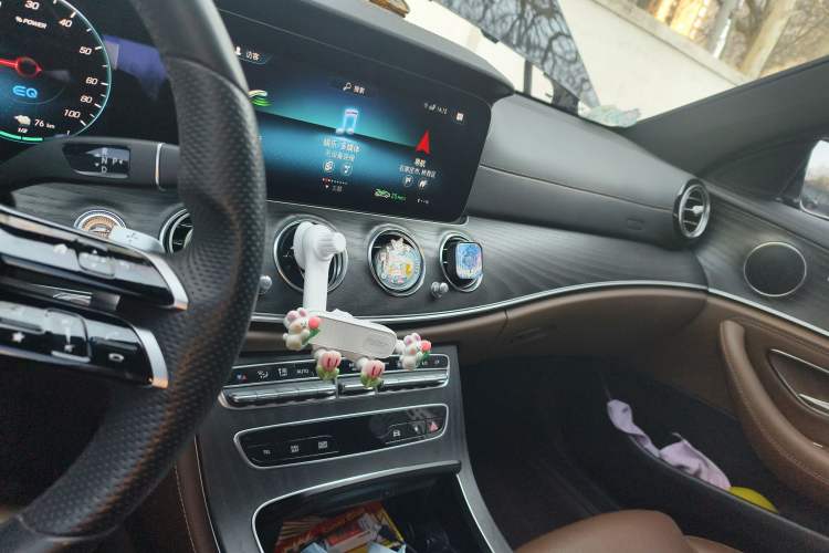 Used Mercedes-Benz E-Class New Energy 2022 Second Facelift E 350 e L Plug-in Hybrid Sports Sedan
