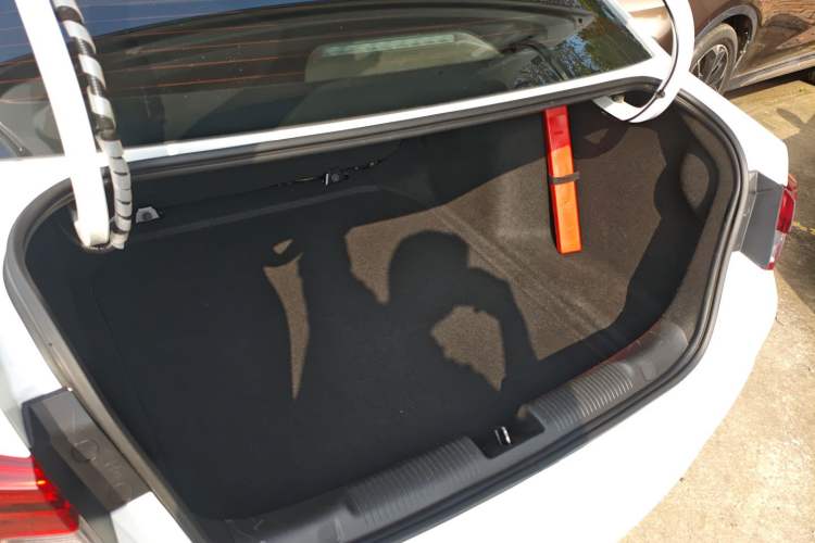 Used Buick Excelle 2020 15N CVT Elite Edition Trunk