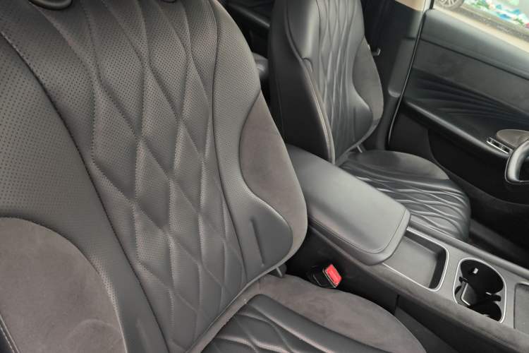 Used Roewe D7 2023 EV 510km Rear-Drive Flagship Edition