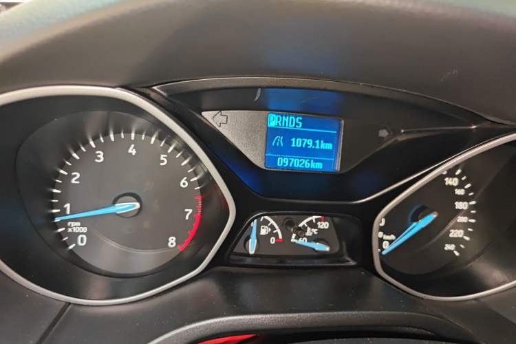 Used Ford Focus 2018 Sedan Classic 1.6L Automatic Comfort Plus Smart Drive Version Odometer Close Up