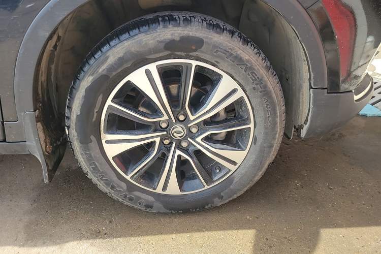 Used Dongfeng Aeolus AX7 2018 Classic 1.6T Automatic Luxury Model
