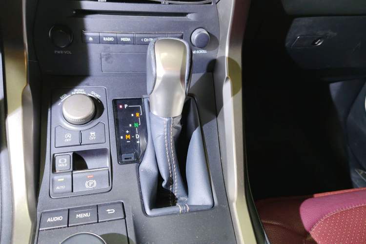 Used Lexus NX 2015 200 Front-Wheel Drive X-Trail SE Edition