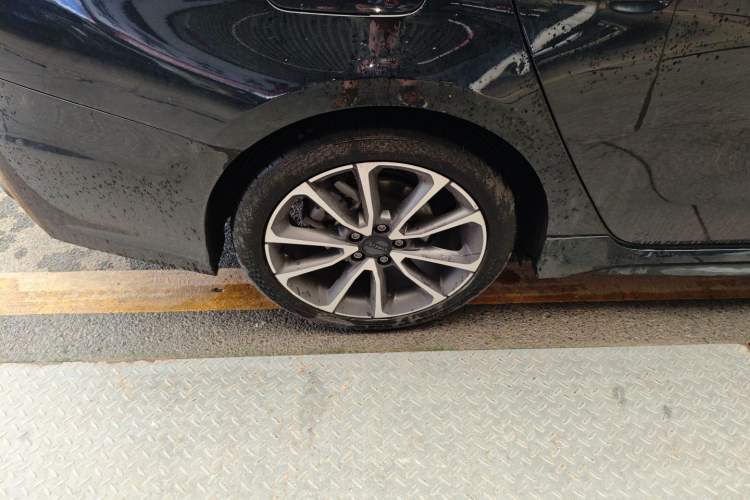 Used Lynk & Co 03 2019 1.5TD DCT Sport Edition China VI Standard Right Rear Wheel Hub