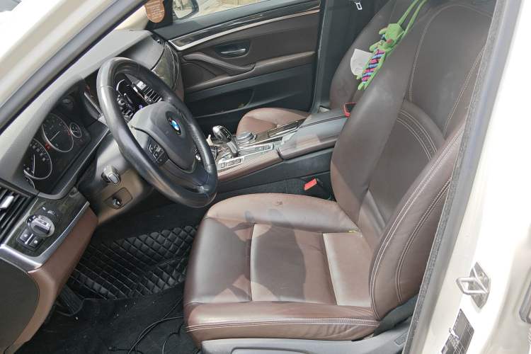 Used BMW 5 Series 2014 525Li Luxury Design Package