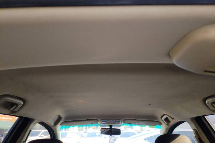 Used Geely Auto Vision X3 2017 1.5L Automatic Elite Model
