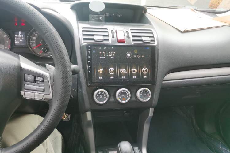 Used Subaru Forester 2015 2.0i Special Edition Commemorative Model
