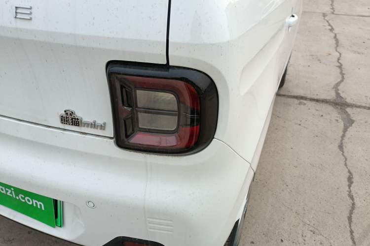 Used Geely Galaxy Panda 2024 Panda Mini 200km Endurance Bear