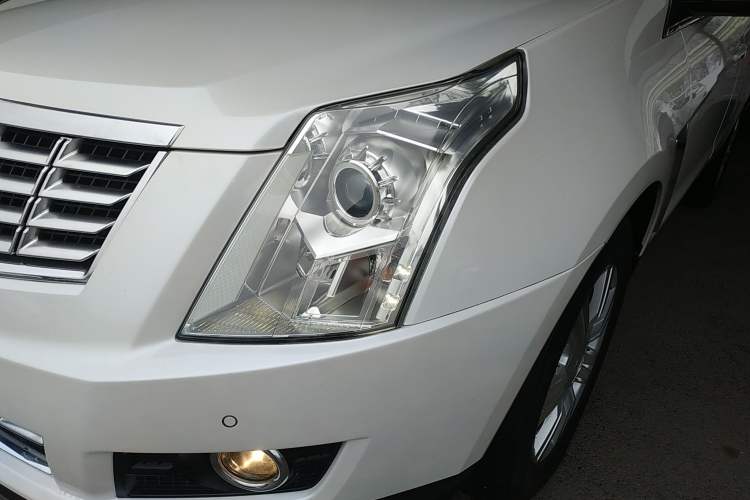Used Cadillac SRX 2015 3.0L Elite Model