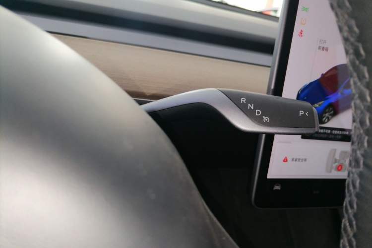 Used Tesla Model Y 2021 Long-Range All-Wheel-Drive Version 3D7